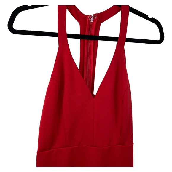 Lulu's Aglow Red Bodycon Slit Midi Dress
Razorback Red Midi Valentine’s Day! - Picture 4 of 10